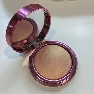 Pat McGrath Labs skin fetish ultra glow highlighter in divine rose